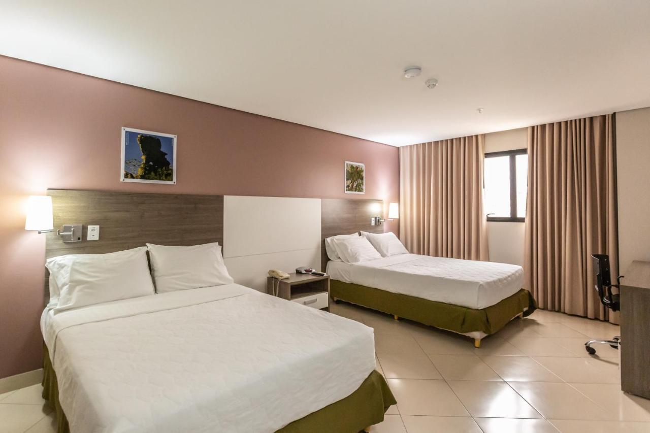 ฮอลิเดย์ อินน์ เอ็กซ์เพรส กูยาบา ภายนอก รูปภาพ Standard room