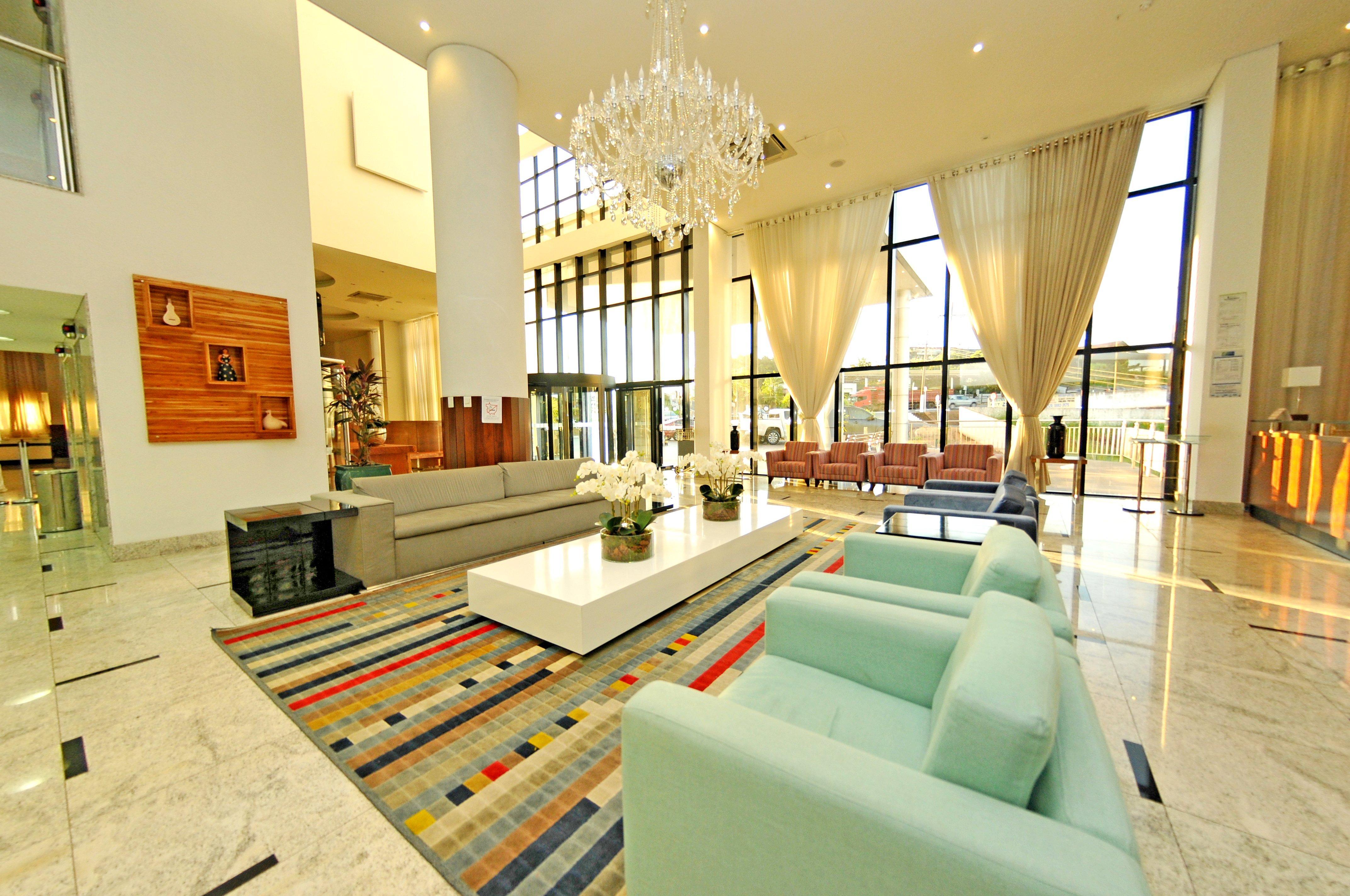 ฮอลิเดย์ อินน์ เอ็กซ์เพรส กูยาบา ภายนอก รูปภาพ Lobby